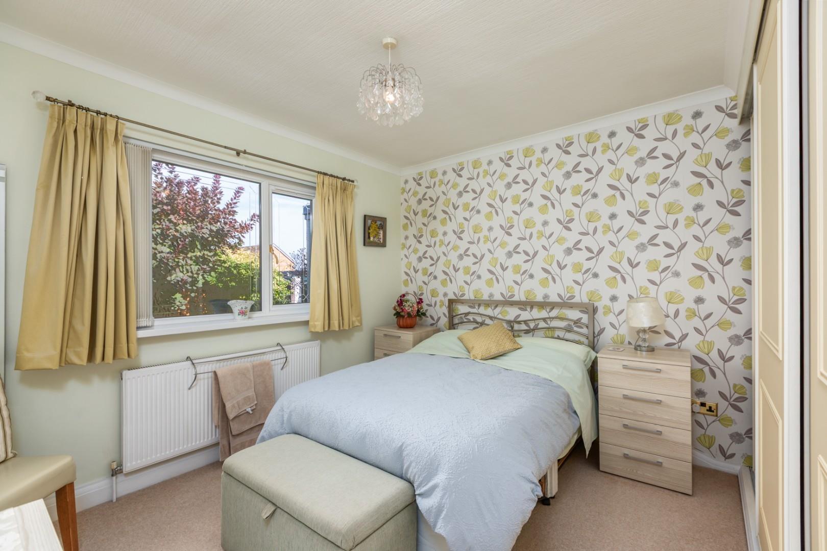 Gowerton Road, Three Crosses, Swansea, SA4 3PY